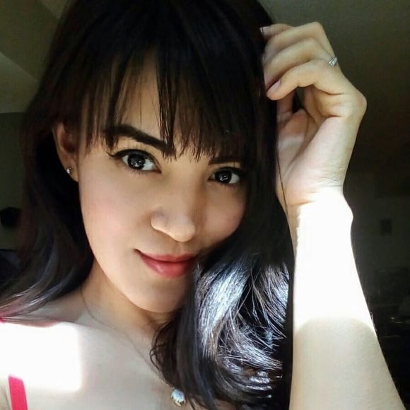 Meet your Posher, Josie - Picture 1 of 1